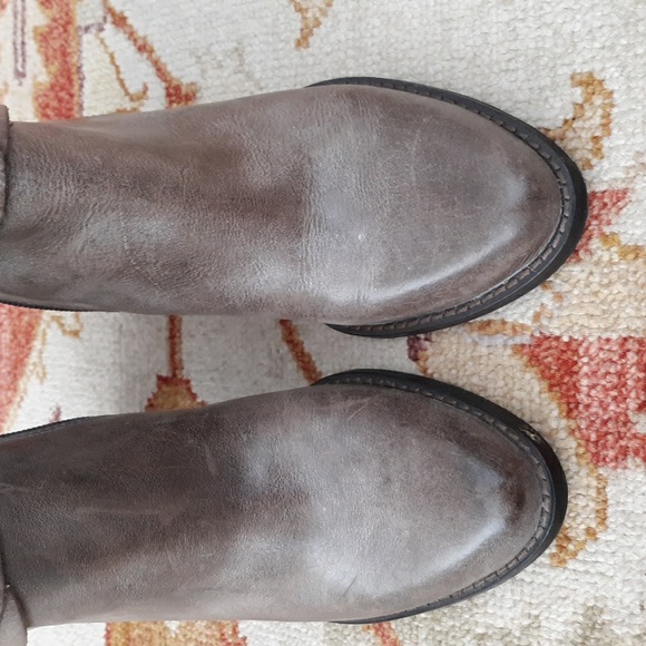 Arturo Chiang Sanya Gray Antiqued Leather Ankle Boots Size 6.5 - Picture 4 of 6